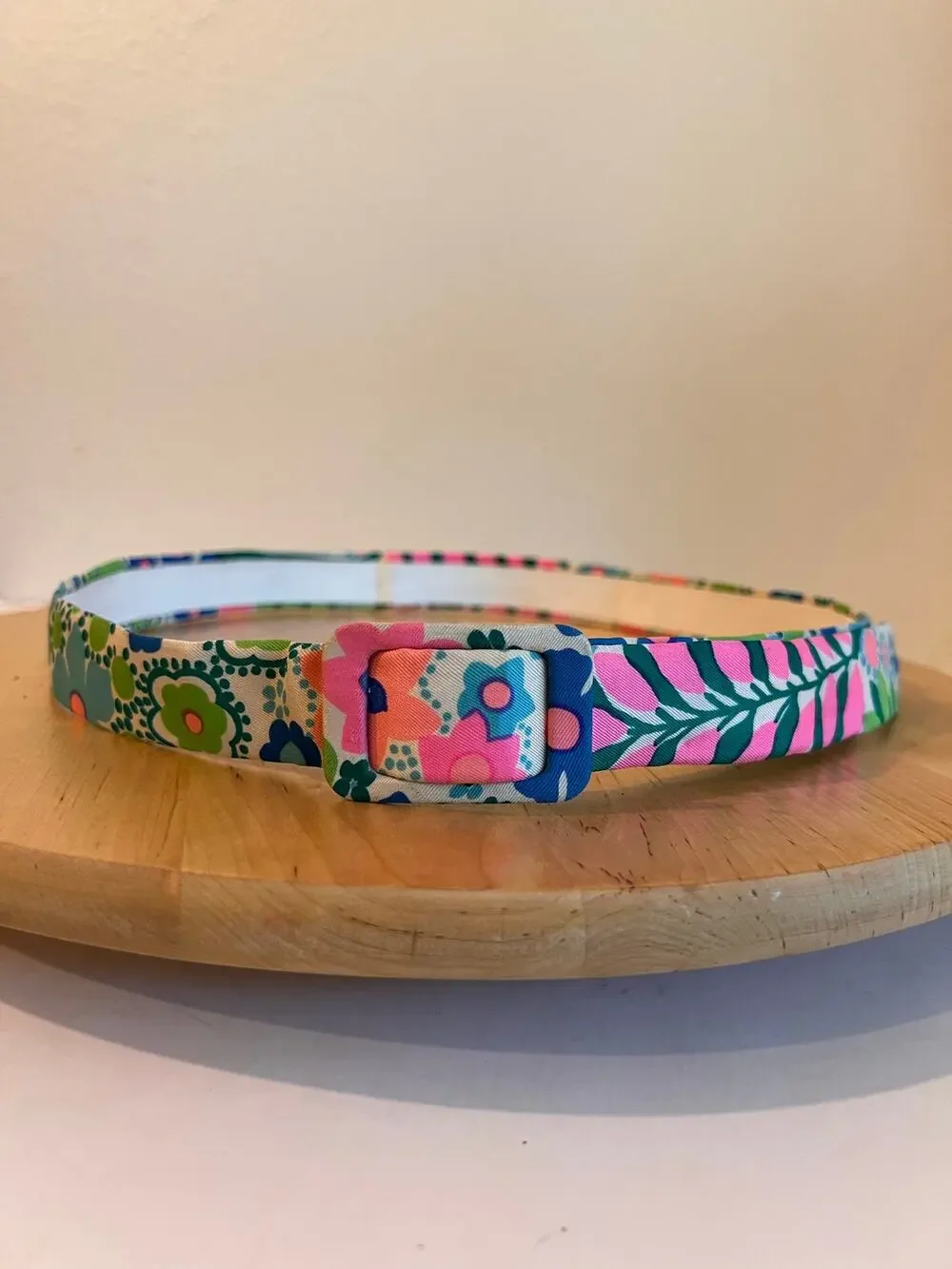 Vintage 1970s Bright Floral Mod Print Fabric Wrap Belt Size Large - Free Size